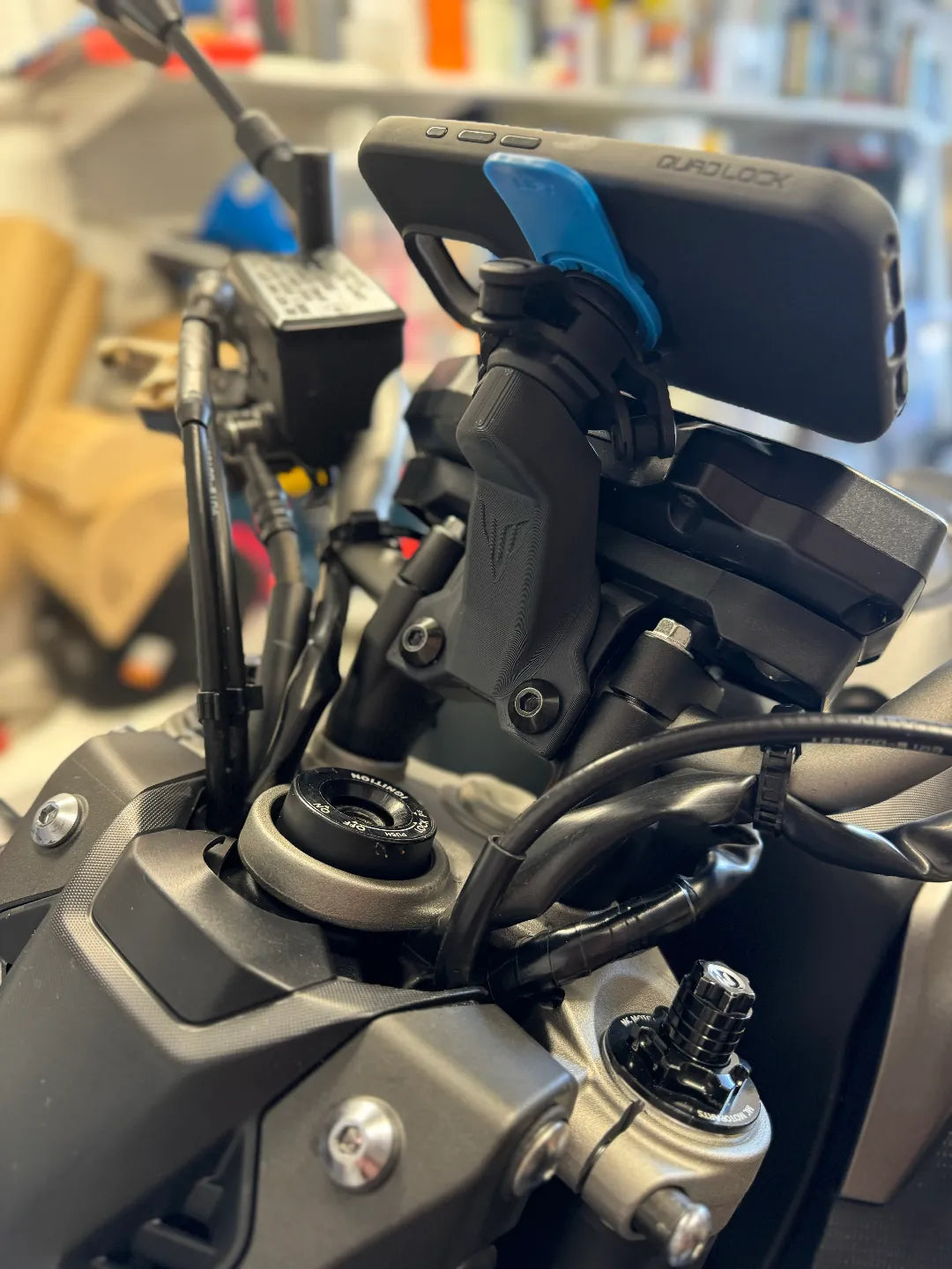 MT07 QUADLOCK DASH MOUNT – Bike Bits