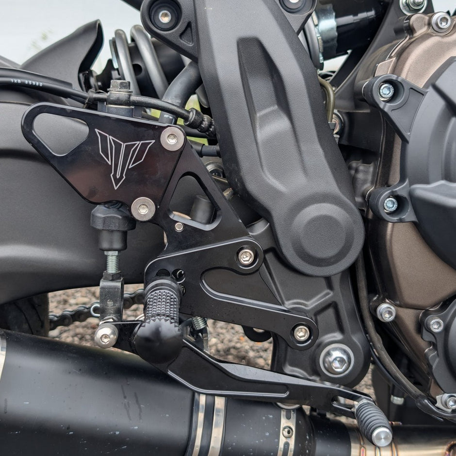 MT07 ADJUSTABLE REAR SET 2014-2023