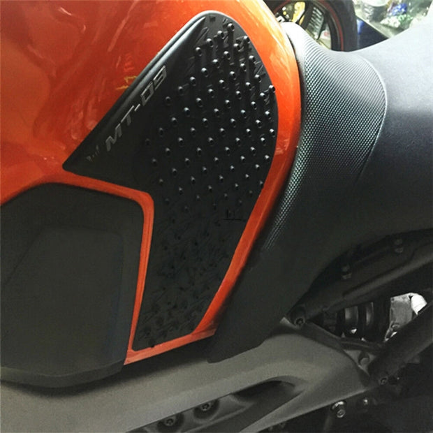 MT09 TANK GRIP PAD